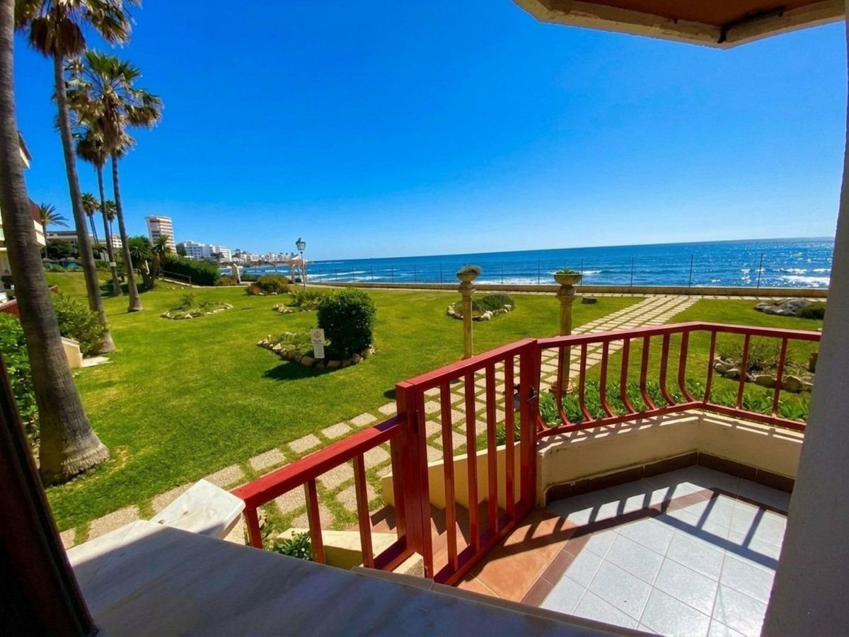 2 Bed Apartment for sale in Riviera Del Sol Costa Del Sol, Málaga, Spain