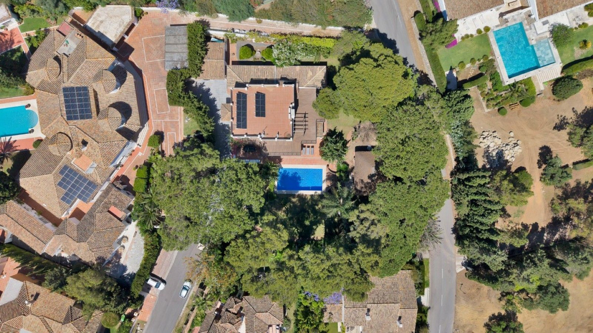 Se vende Villa - Chalet de 6 dormitorios en Costa Del Sol, Málaga, España