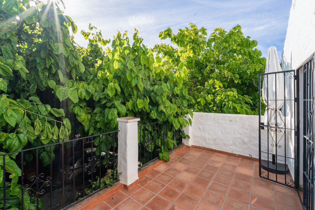 2 Bed Apartment for sale in Benamara Costa Del Sol, Málaga, Spain