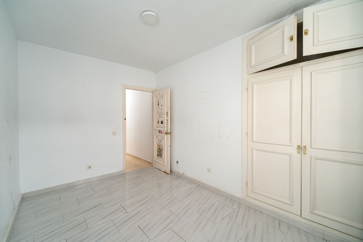 2 Bed Apartment for sale in Benamara Costa Del Sol, Málaga, Spain