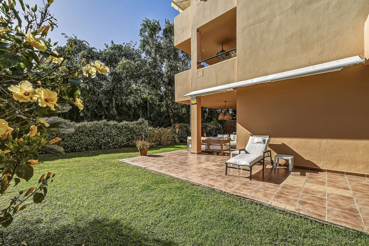 2 Bed Apartment for sale in Las Chapas Costa Del Sol, Málaga, Spain