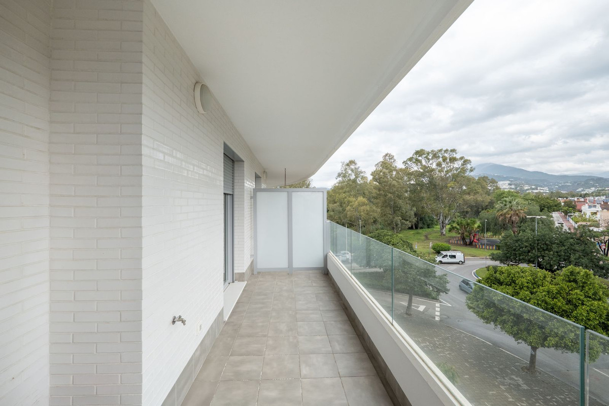 Se vende Apartamento Planta Media de 2 dormitorios en Costa Del Sol, Málaga, España