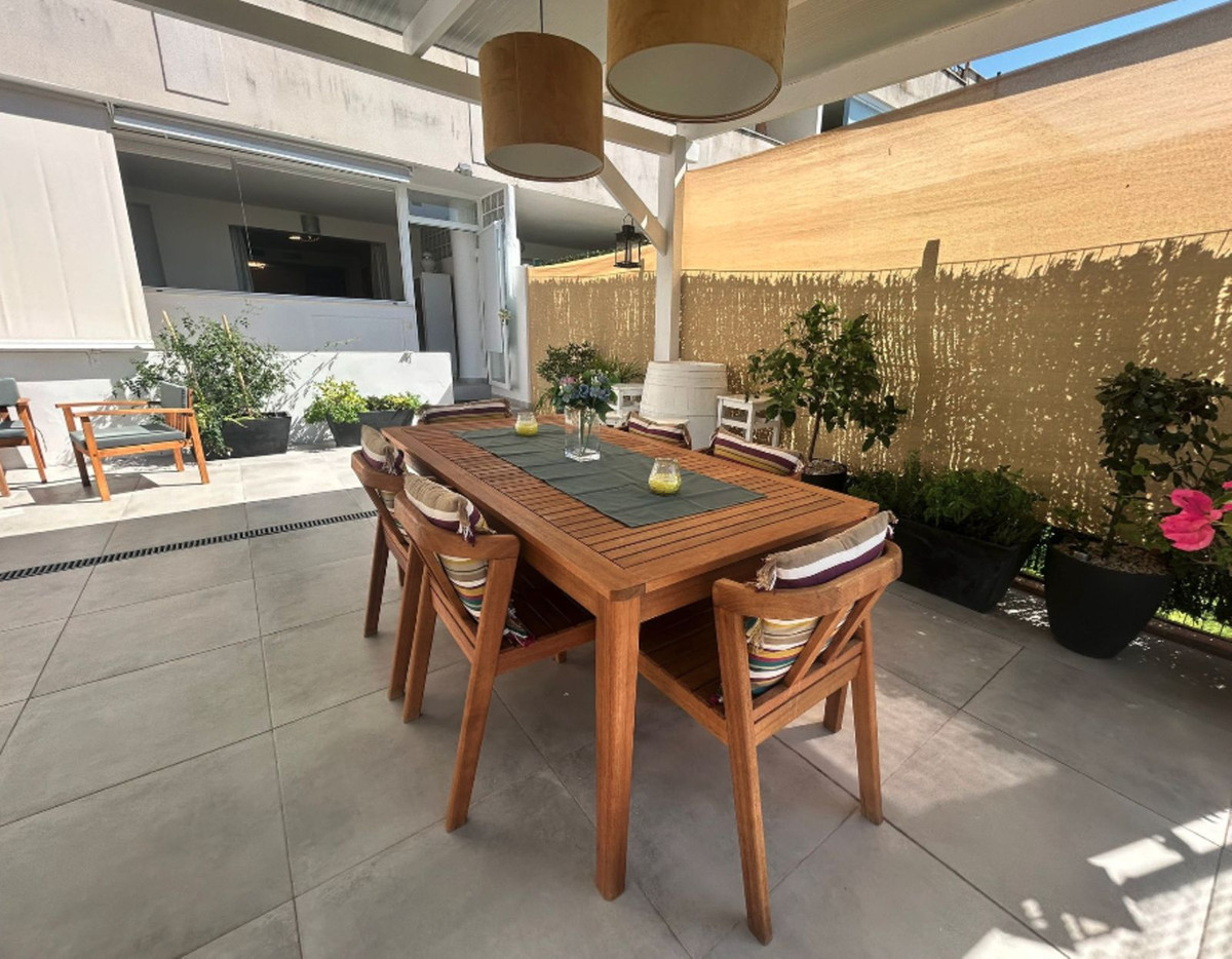 4 Bed Apartment for sale in Casares Playa Costa Del Sol, Málaga, Spain