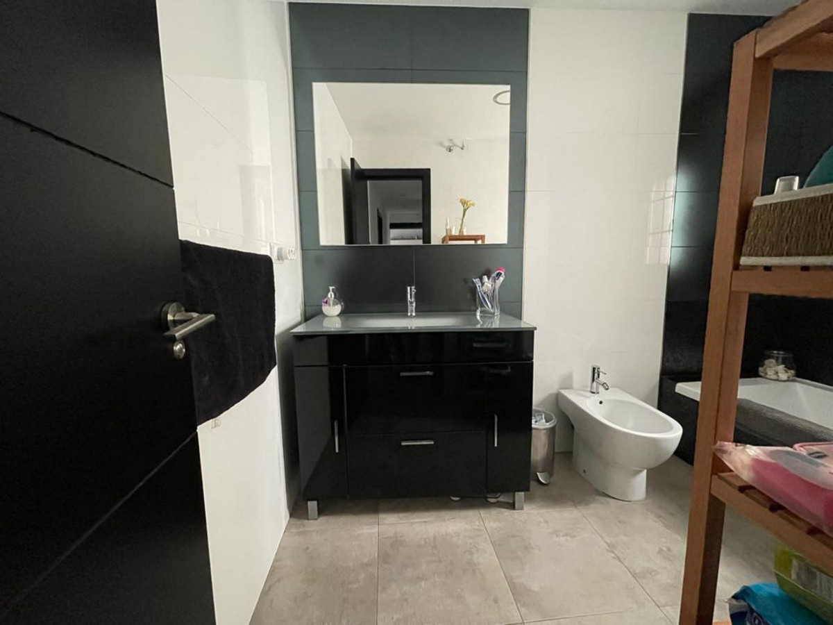 Se vende Adosada de 3 dormitorios en Costa Del Sol, Málaga, España