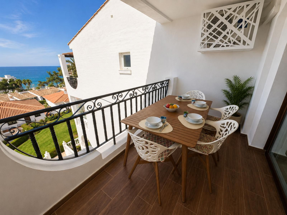 2 Bed Apartment for sale in Miraflores Costa Del Sol, Málaga, Spain