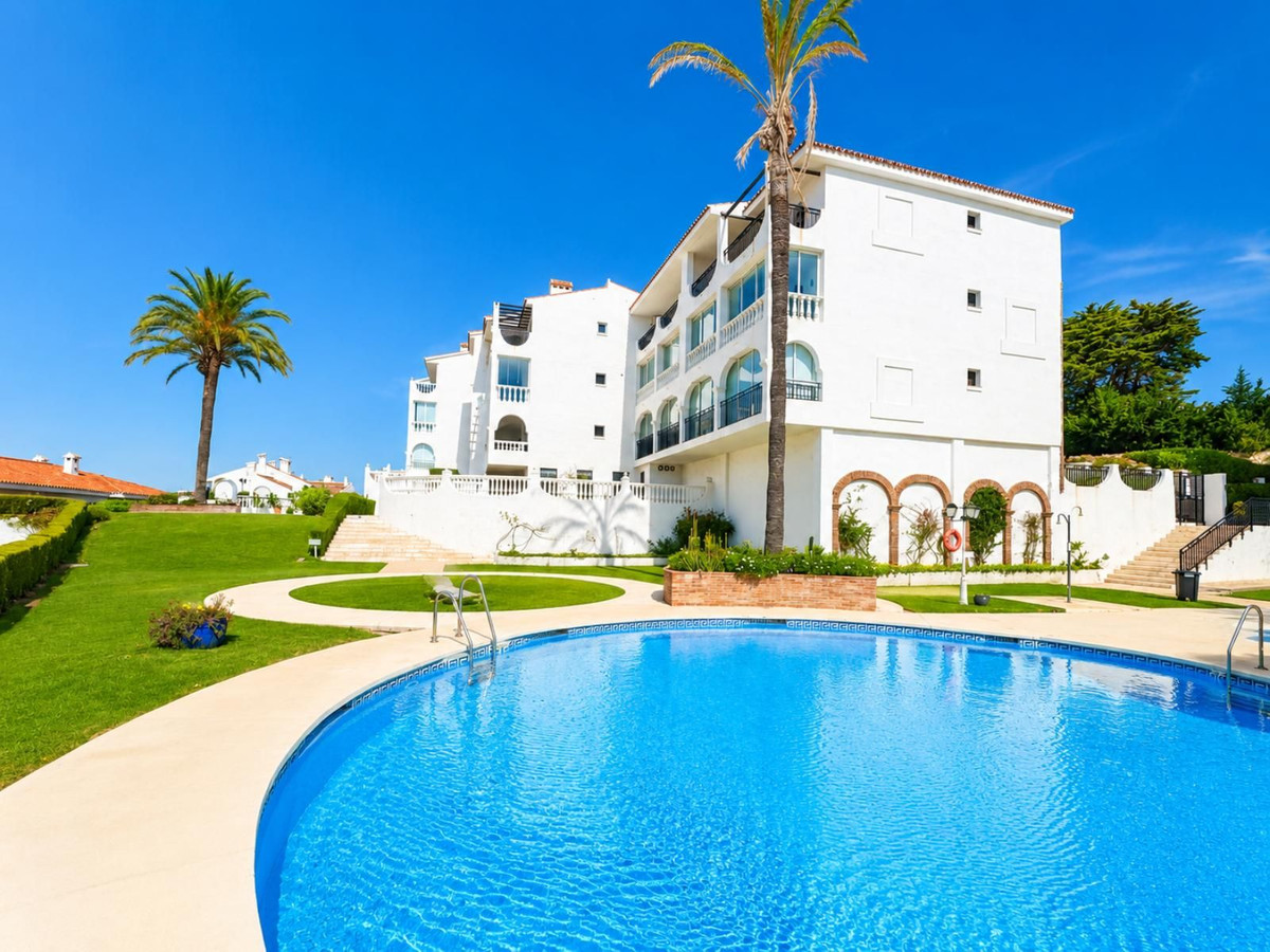 2 Bed Apartment for sale in Miraflores Costa Del Sol, Málaga, Spain