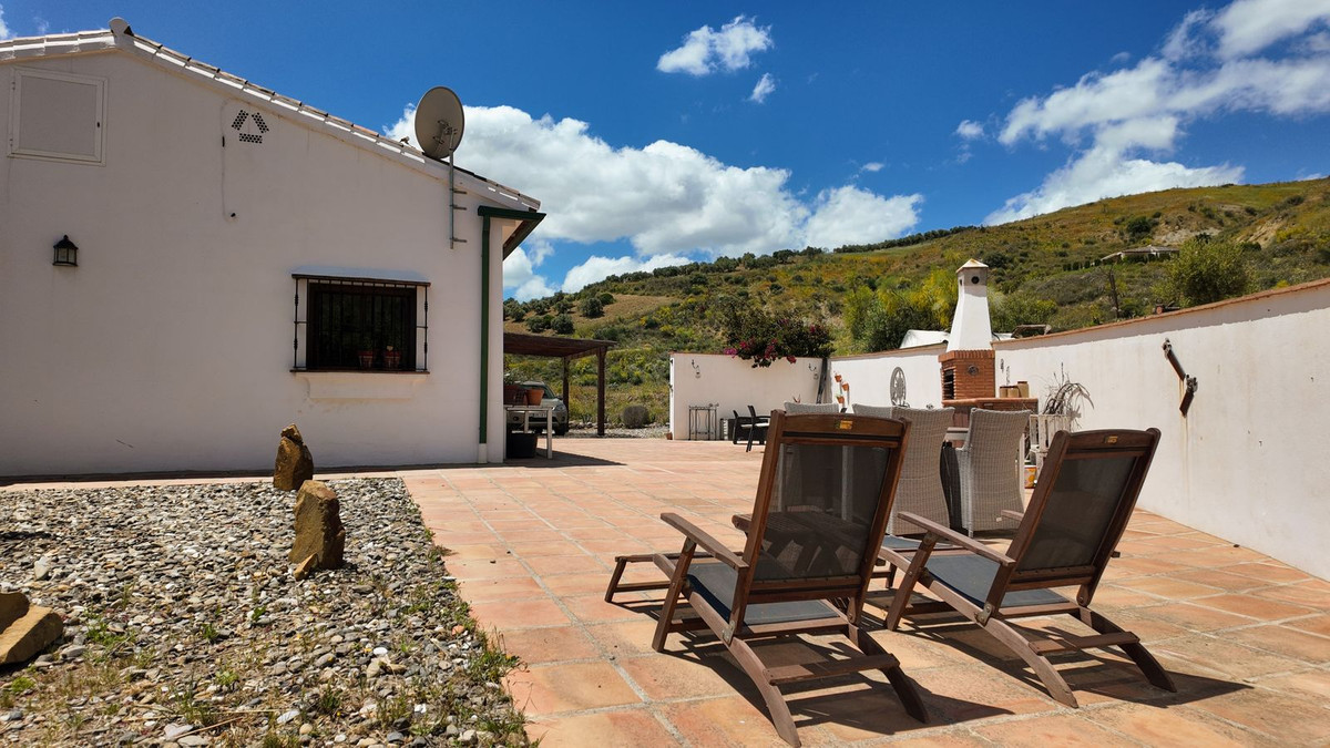 Se vende Villa - Chalet de 3 dormitorios en Costa Del Sol, Málaga, España