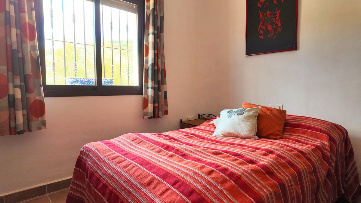 Se vende Villa - Chalet de 3 dormitorios en Costa Del Sol, Málaga, España