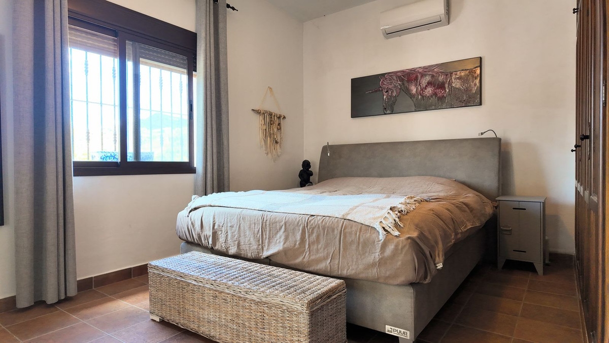 Se vende Villa - Chalet de 3 dormitorios en Costa Del Sol, Málaga, España