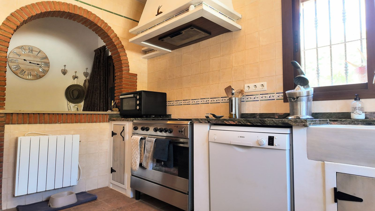 Se vende Villa - Chalet de 3 dormitorios en Costa Del Sol, Málaga, España