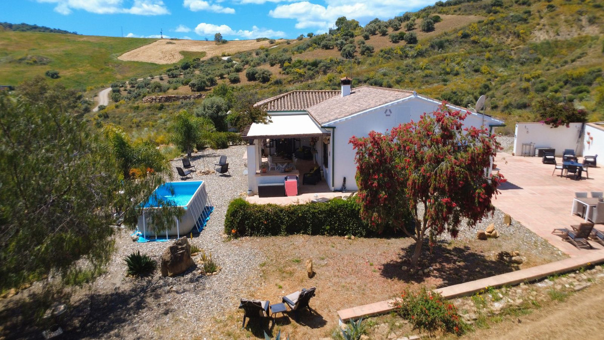 Se vende Villa - Chalet de 3 dormitorios en Costa Del Sol, Málaga, España