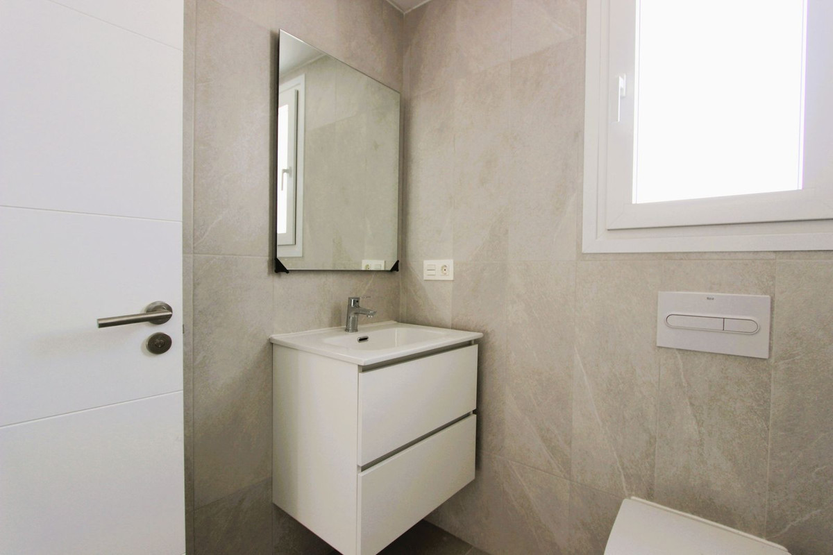 3 Bed Apartment for sale in La Cala De Mijas Costa Del Sol, Málaga, Spain