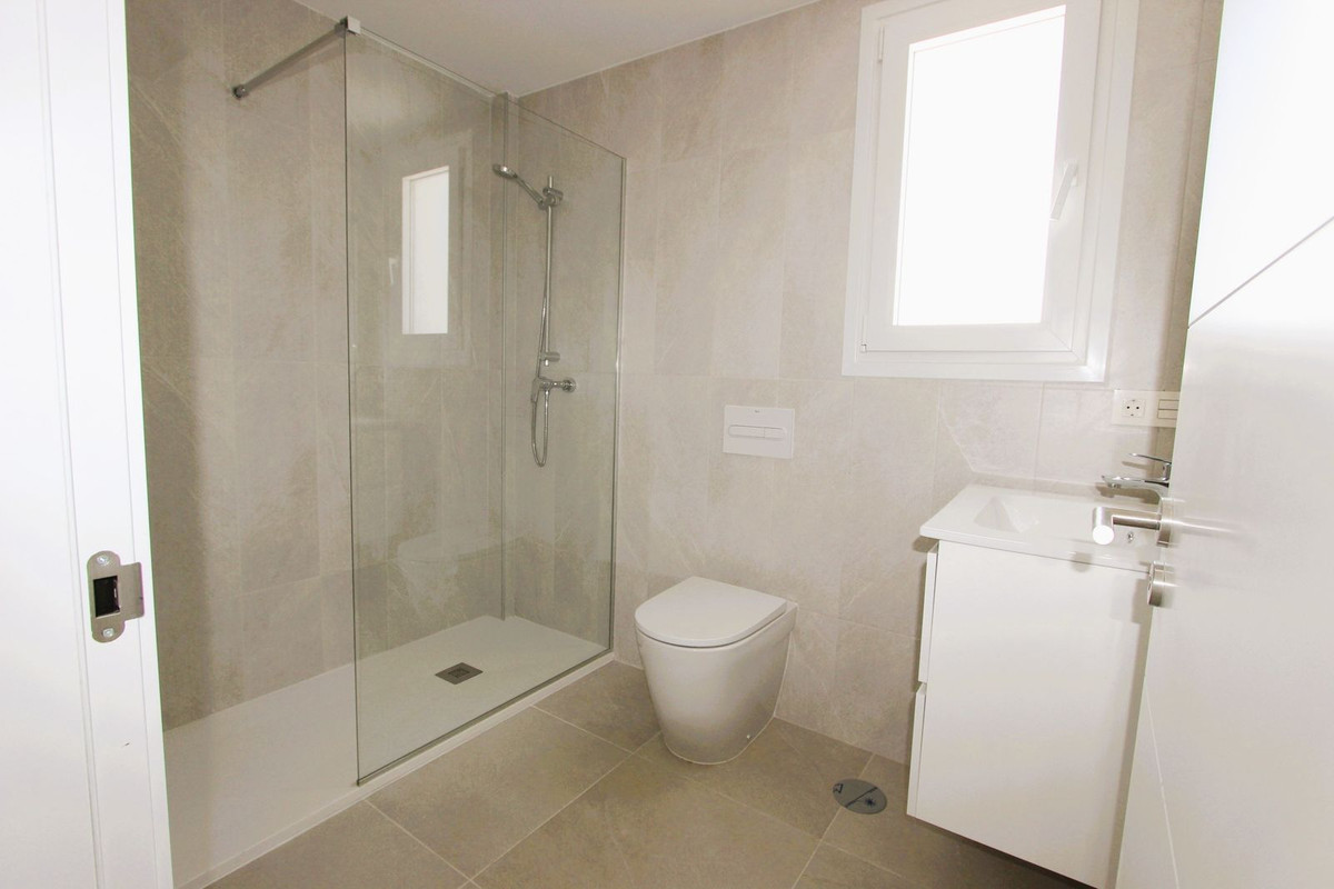 3 Bed Apartment for sale in La Cala De Mijas Costa Del Sol, Málaga, Spain