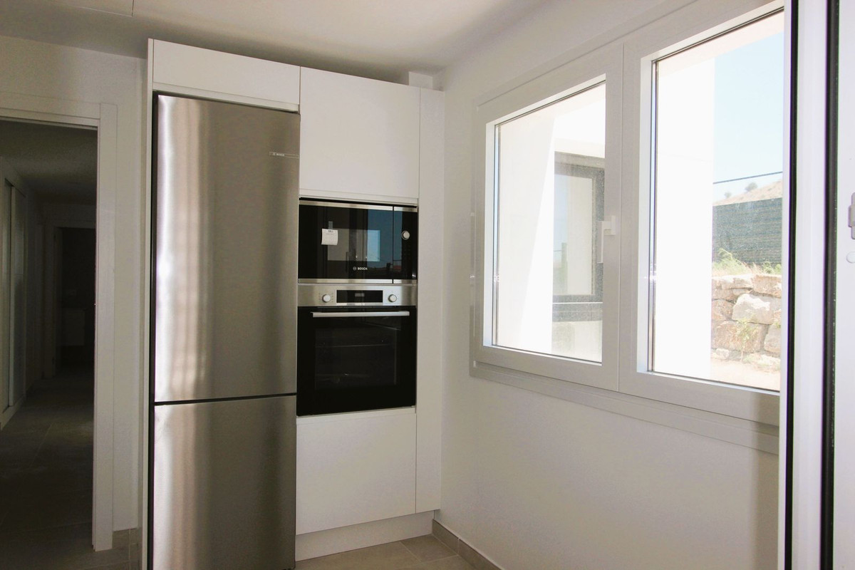 3 Bed Apartment for sale in La Cala De Mijas Costa Del Sol, Málaga, Spain