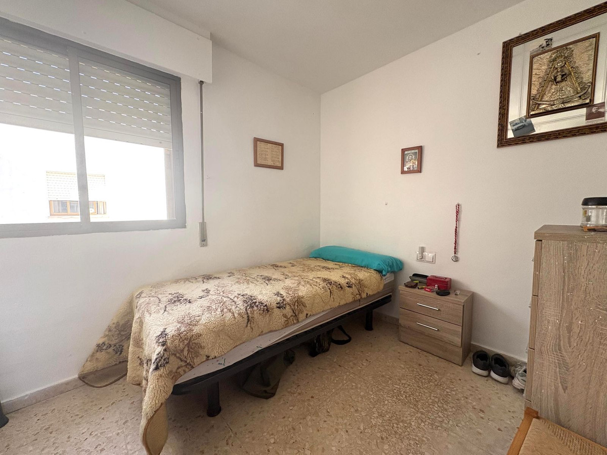 Se vende Apartamento en Planta Última de 3 dormitorios en Costa Del Sol, Málaga, España