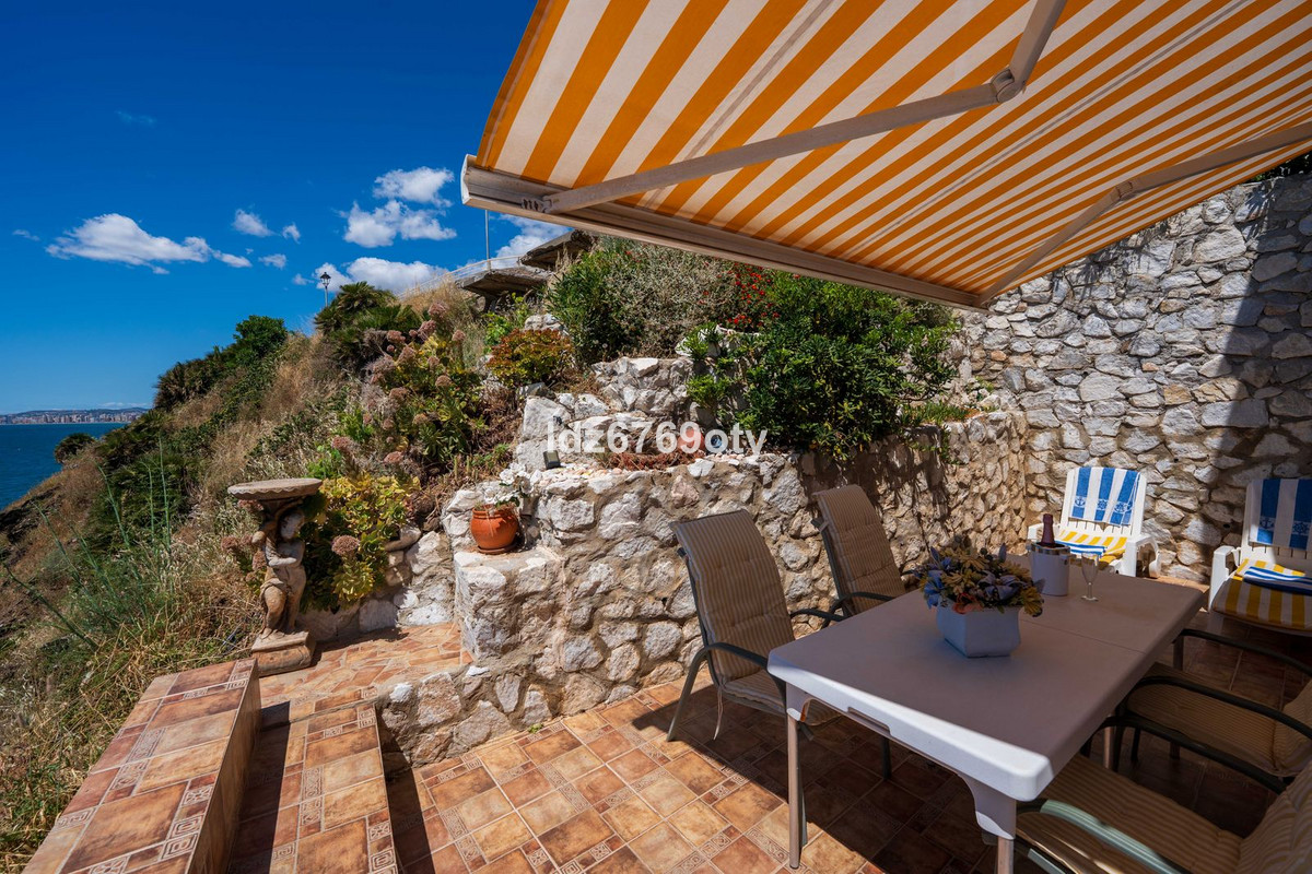3 Bed Apartment for sale in Torremuelle Costa Del Sol, Málaga, Spain