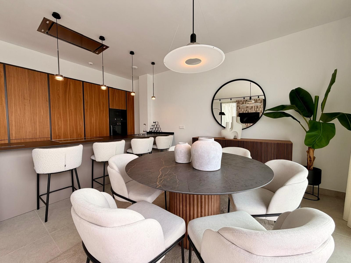 3 Bed Apartment for sale in Marbella Costa Del Sol, Málaga, Spain