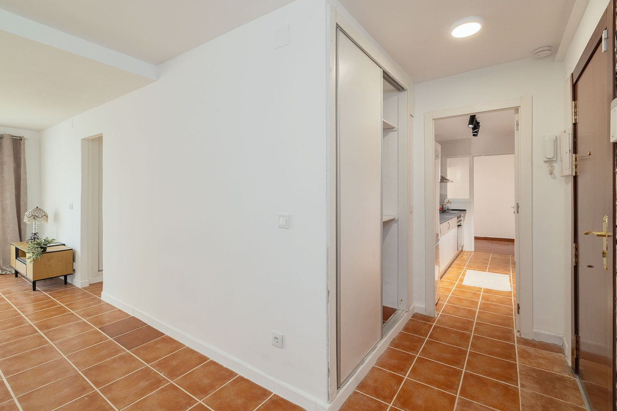 Se vende Apartamento Planta Media de 3 dormitorios en Costa Del Sol, Málaga, España