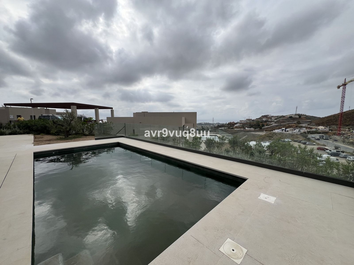 3 Bed Townhouse for sale in Benahavís Costa Del Sol, Málaga, Spain