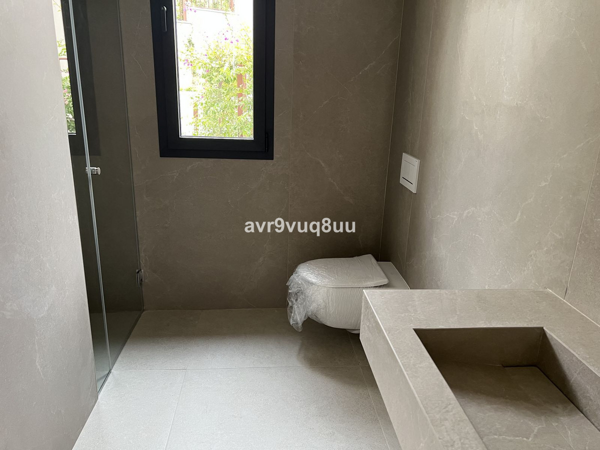 3 Bed Townhouse for sale in Benahavís Costa Del Sol, Málaga, Spain