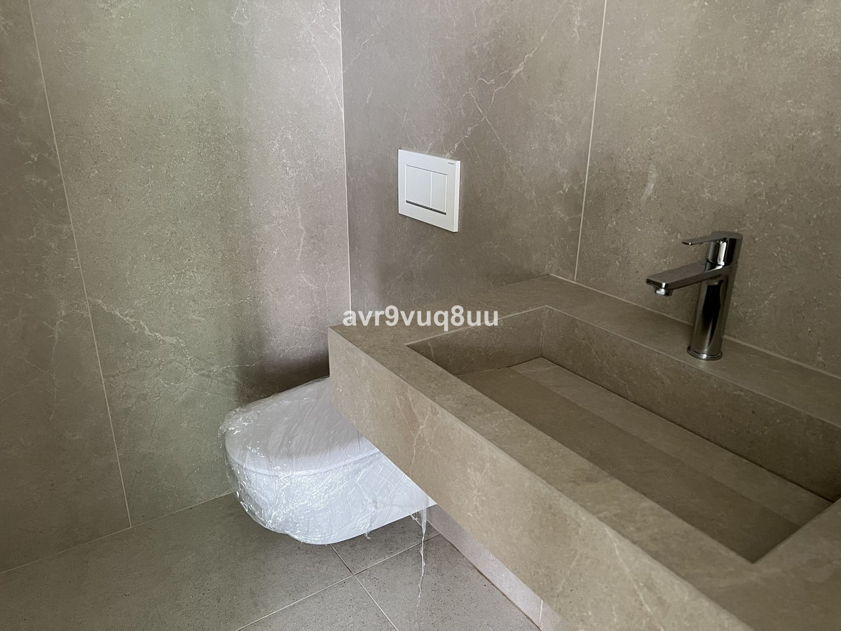 3 Bed Townhouse for sale in Benahavís Costa Del Sol, Málaga, Spain