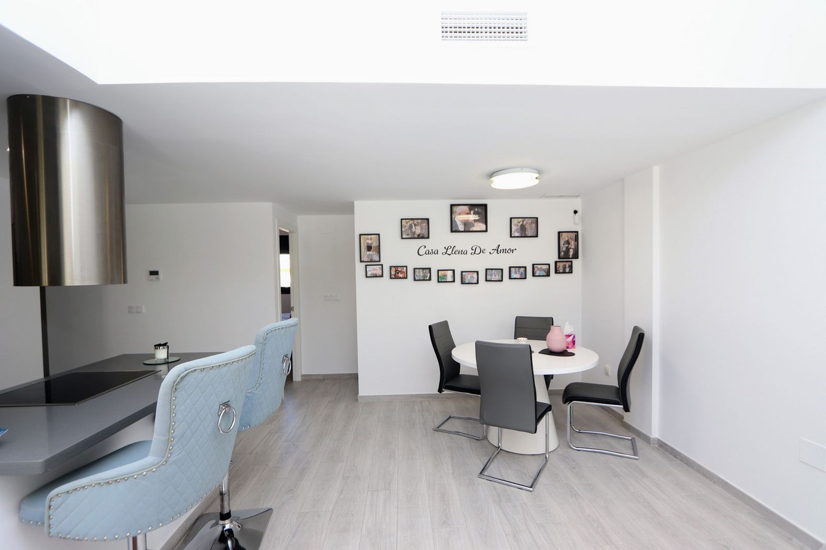 Se vende Apartamento Planta Baja de 3 dormitorios en Costa Blanca, Alicante, España
