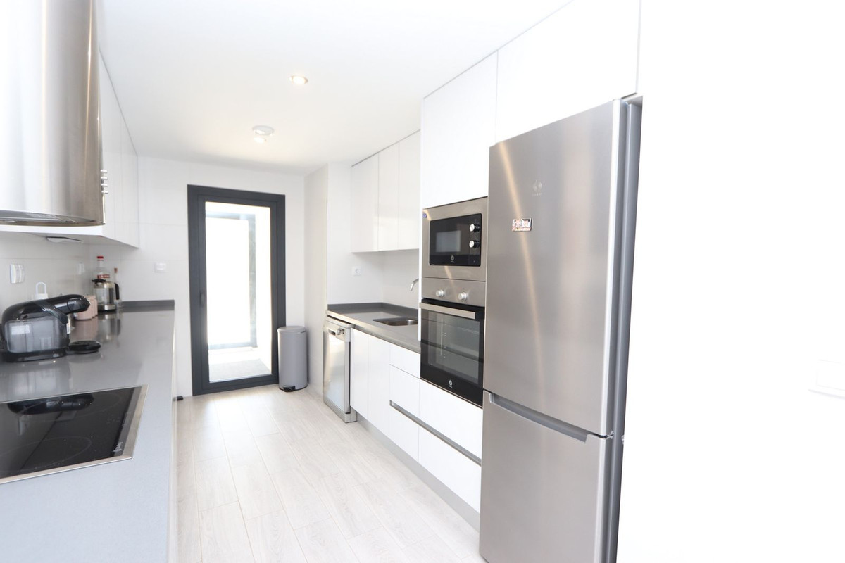 Se vende Apartamento Planta Baja de 3 dormitorios en Costa Blanca, Alicante, España
