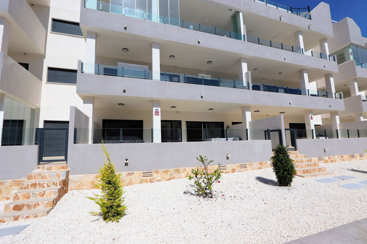 Se vende Apartamento Planta Baja de 3 dormitorios en Costa Blanca, Alicante, España