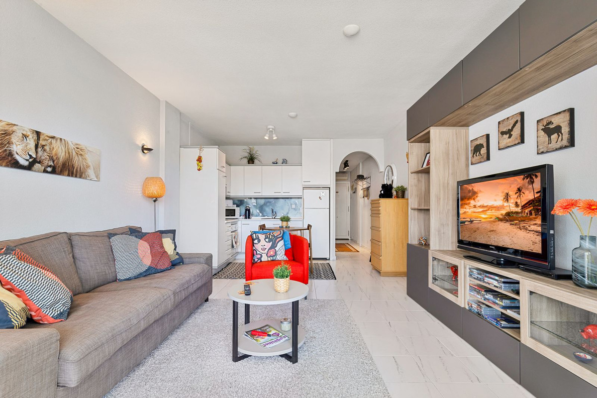 Se vende Apartamento Planta Media de 1 dormitorios en Costa Del Sol, Málaga, España