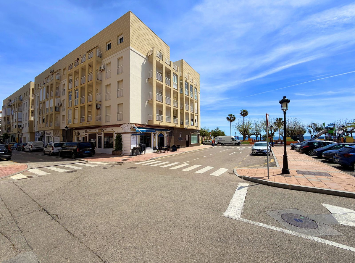 2 Bed Apartment for sale in San Luis De Sabinillas Costa Del Sol, Málaga, Spain