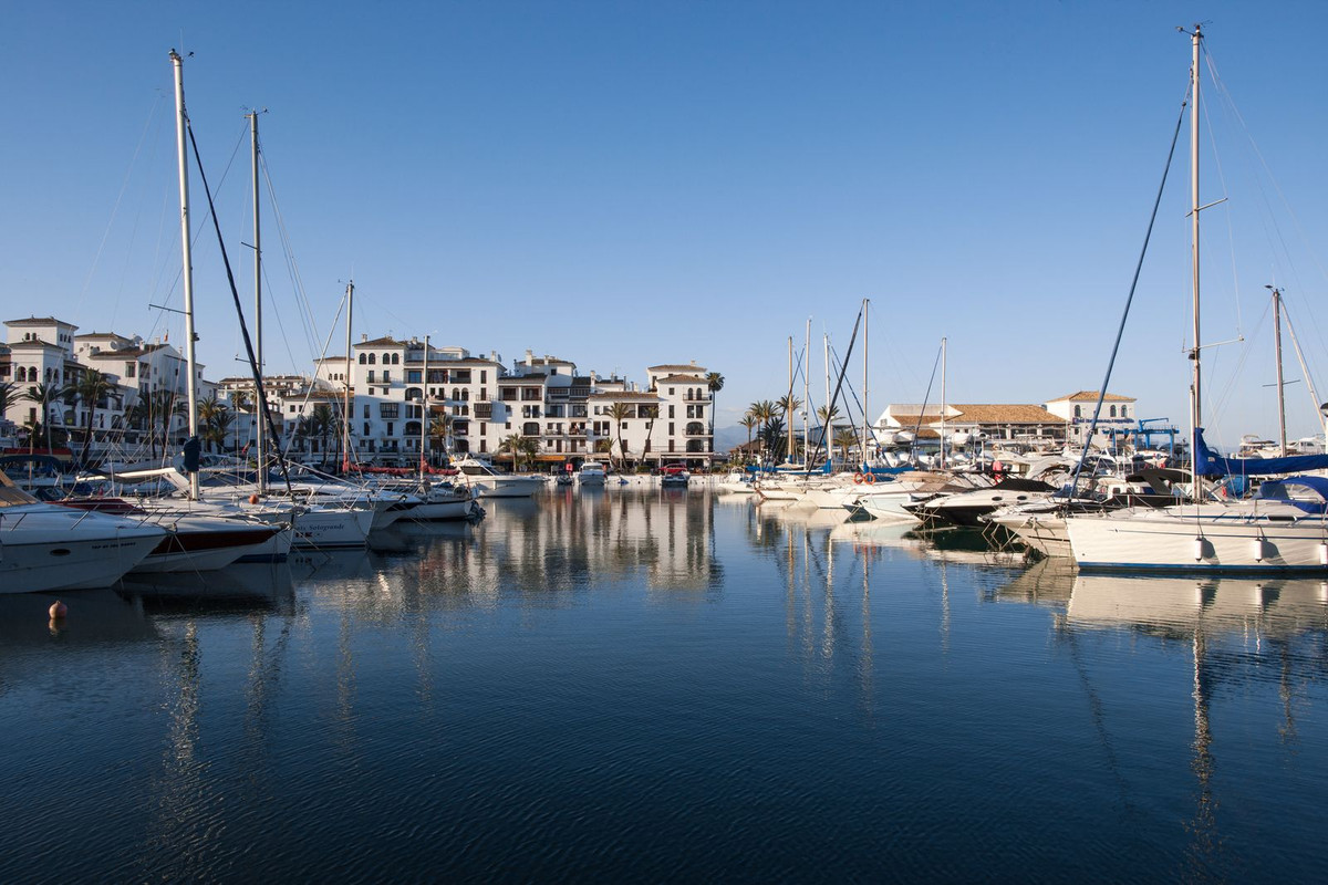 2 Bed Apartment for sale in San Luis De Sabinillas Costa Del Sol, Málaga, Spain