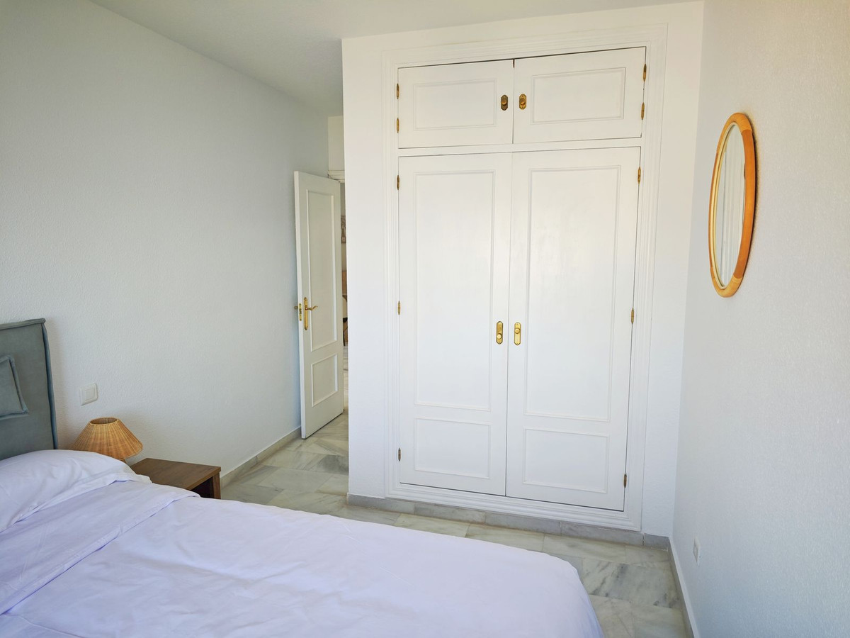 2 Bed Apartment for sale in Los Pacos Costa Del Sol, Málaga, Spain
