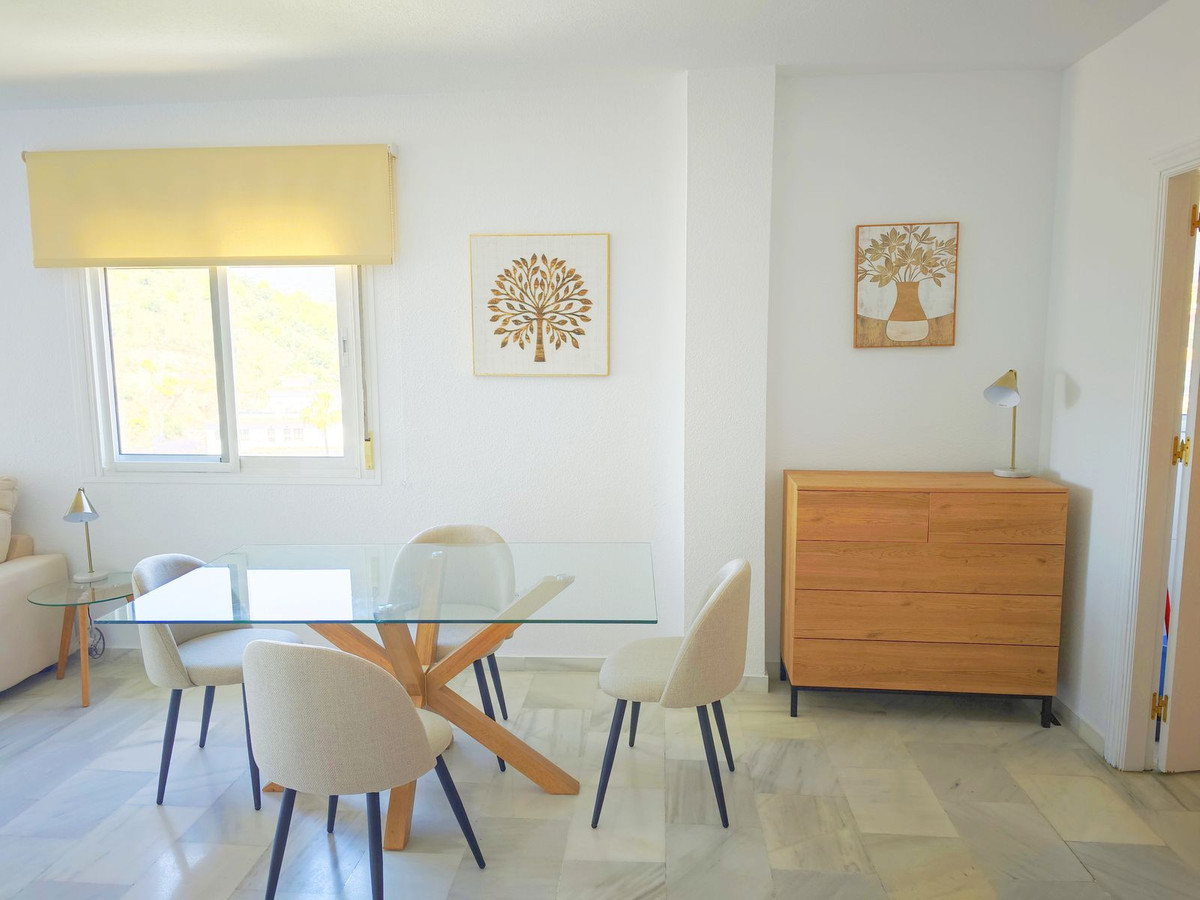 2 Bed Apartment for sale in Los Pacos Costa Del Sol, Málaga, Spain