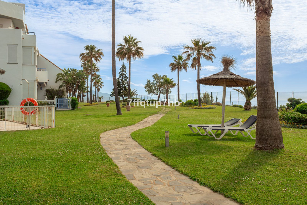 2 Bed Apartment for sale in Casares Playa Costa Del Sol, Málaga, Spain
