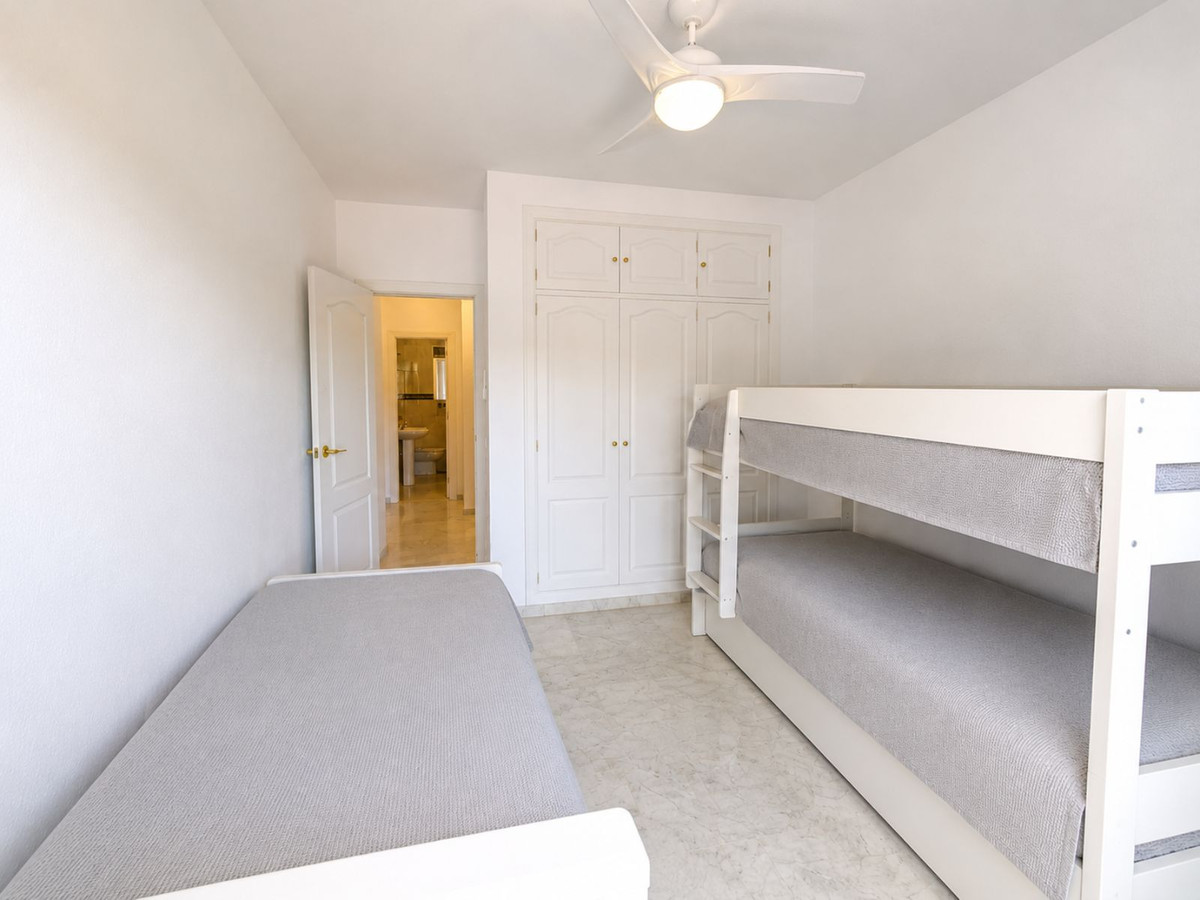 Se vende Apartamento Planta Baja de 2 dormitorios en Costa Del Sol, Málaga, España