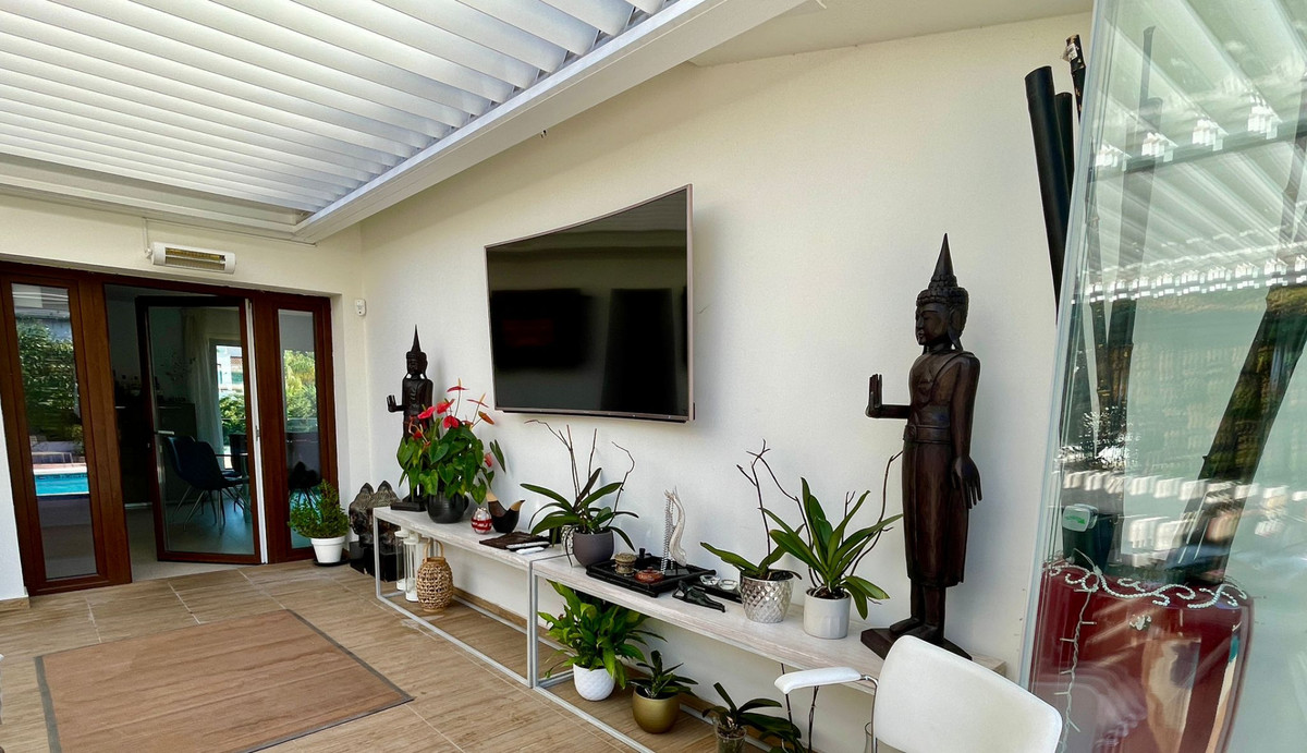 Se vende Villa - Chalet de 8 dormitorios en Costa Del Sol, Málaga, España