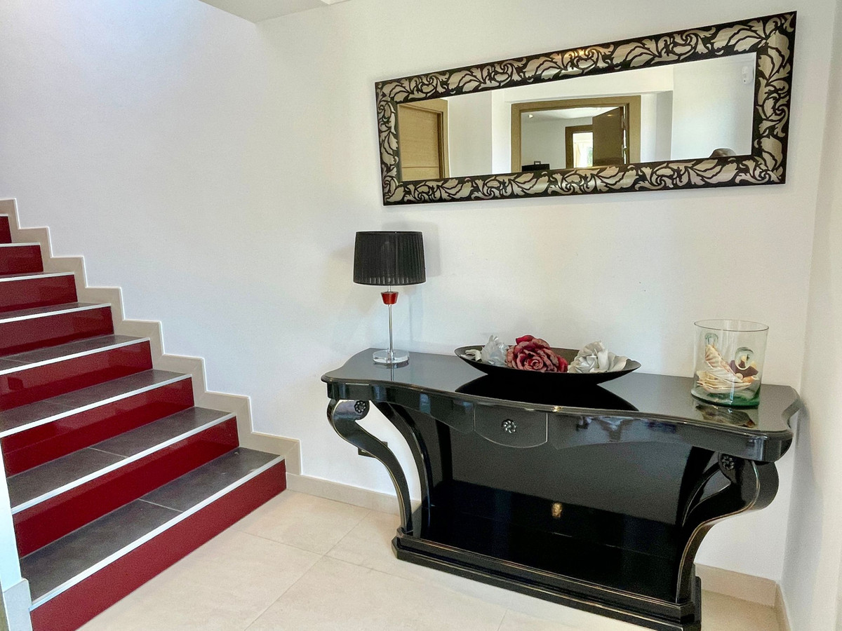 Se vende Villa - Chalet de 8 dormitorios en Costa Del Sol, Málaga, España