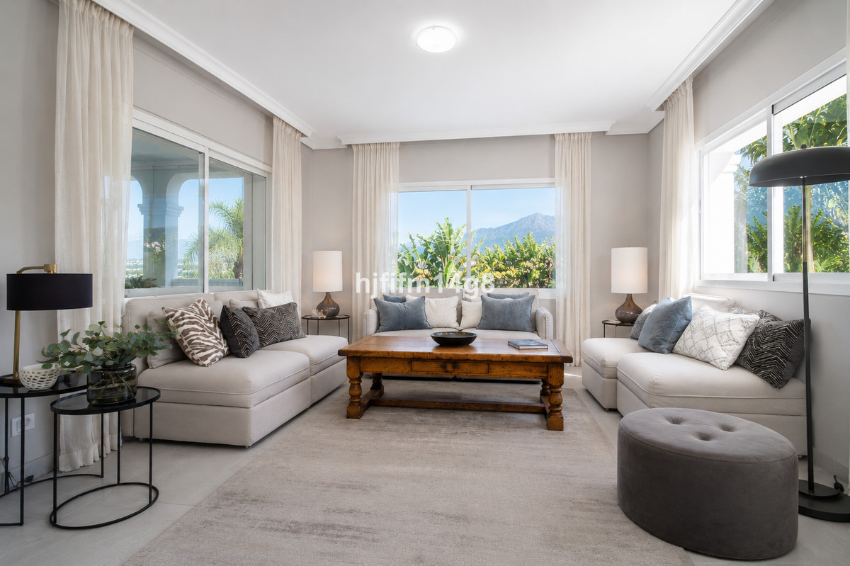 4 Bed Townhouse for sale in La Campana Costa Del Sol, Málaga, Spain
