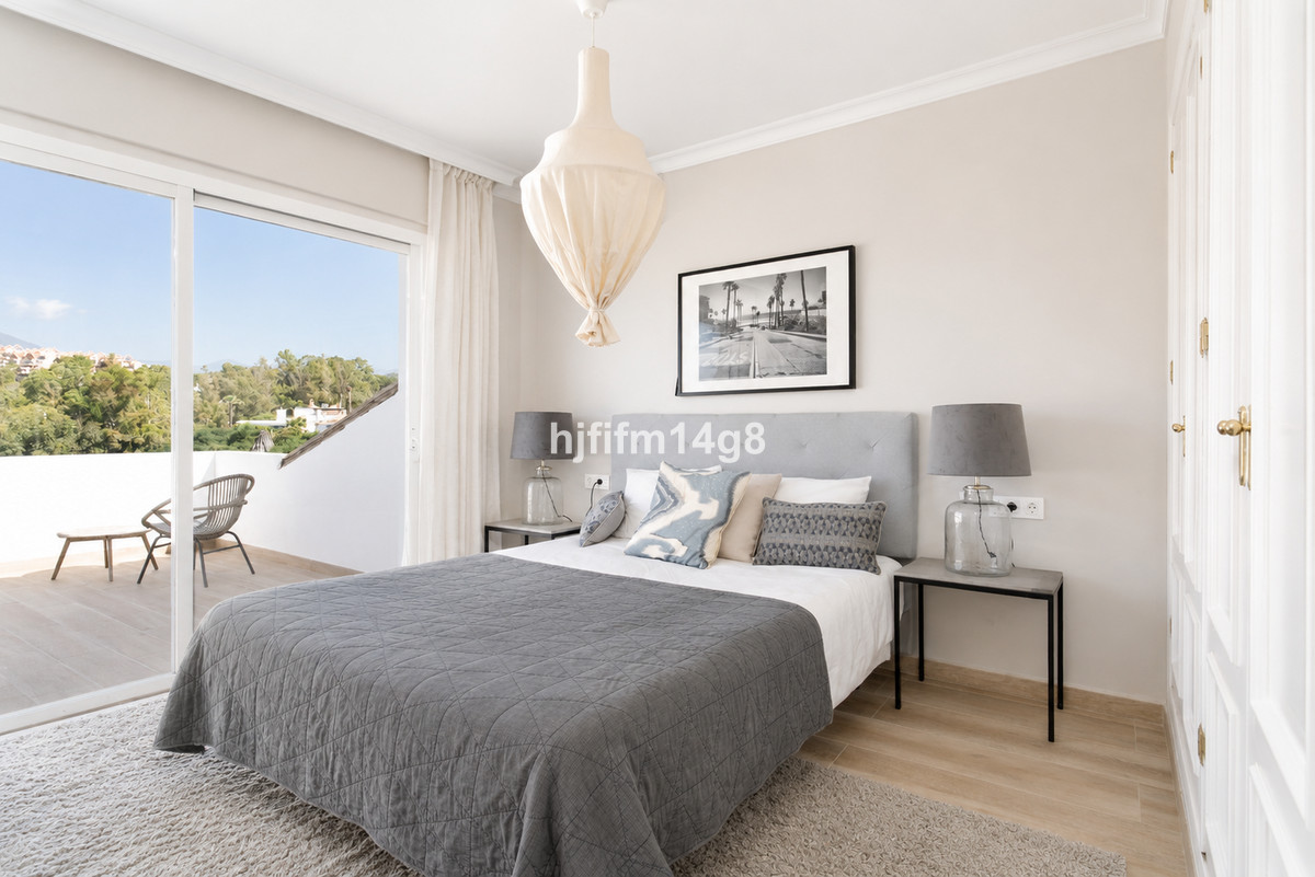 4 Bed Townhouse for sale in La Campana Costa Del Sol, Málaga, Spain