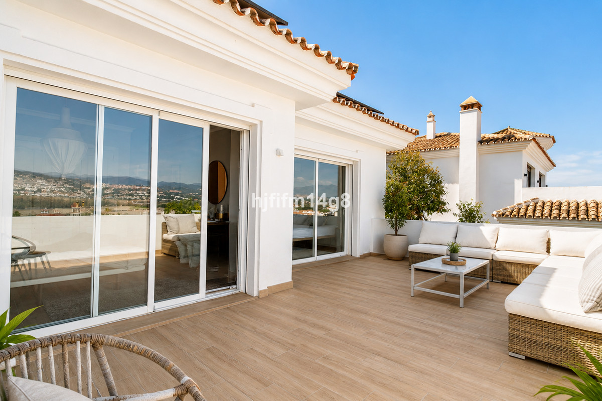 4 Bed Townhouse for sale in La Campana Costa Del Sol, Málaga, Spain