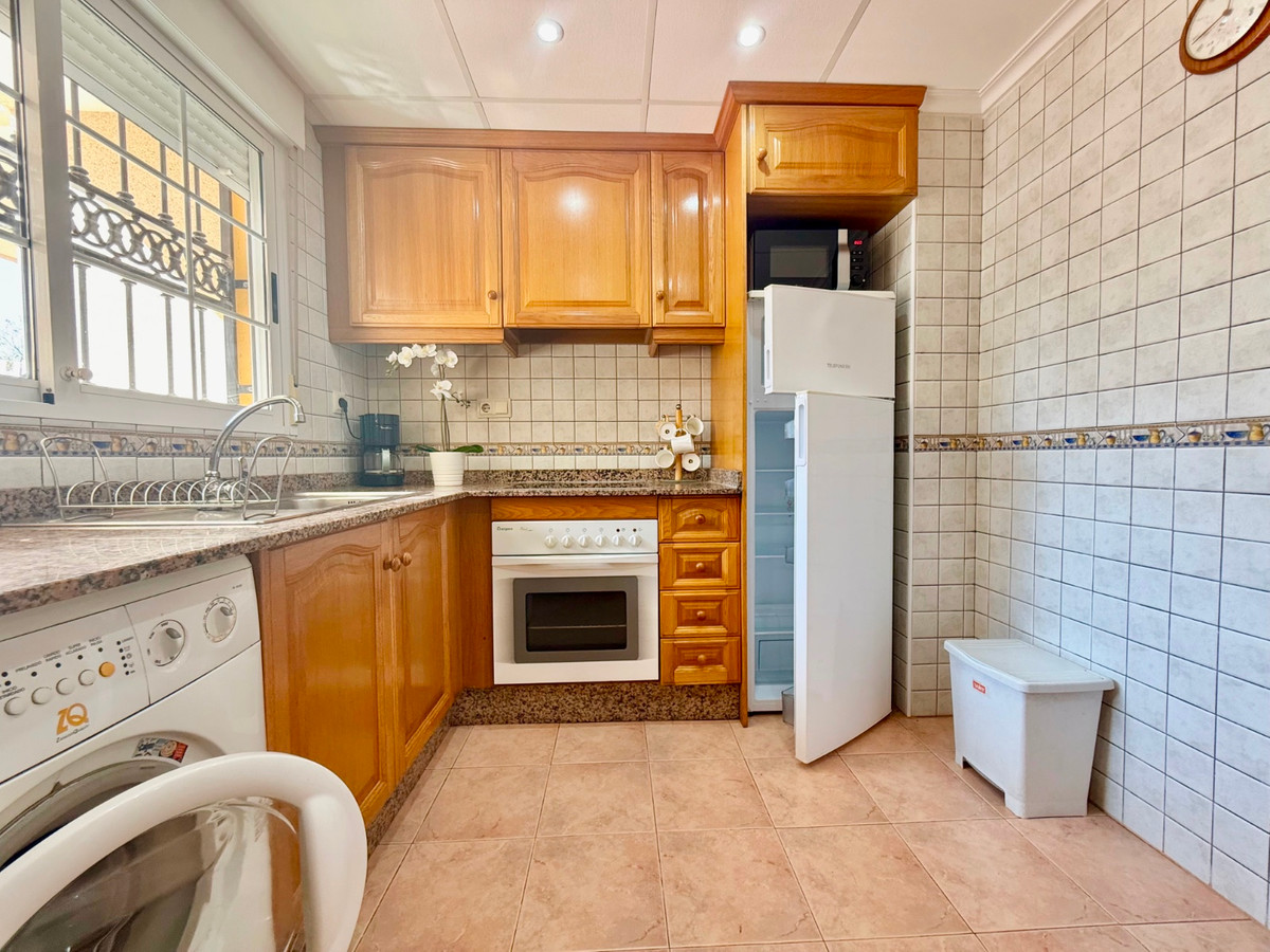 Se vende Pareada de 3 dormitorios en Costa Blanca, Alicante, España