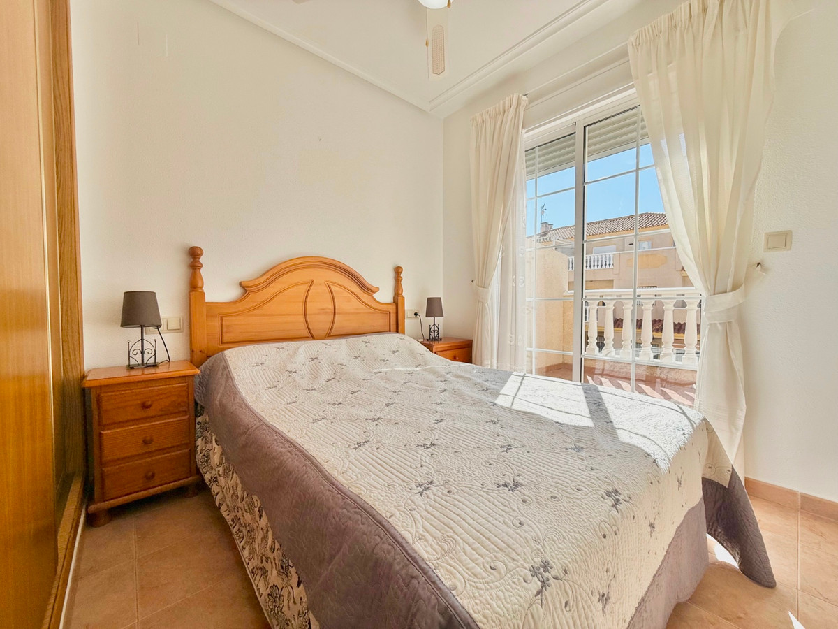 Se vende Pareada de 3 dormitorios en Costa Blanca, Alicante, España