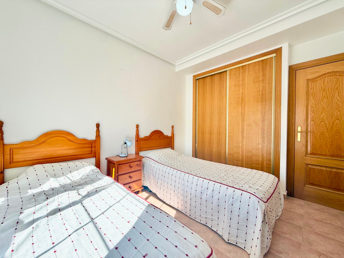 Se vende Pareada de 3 dormitorios en Costa Blanca, Alicante, España