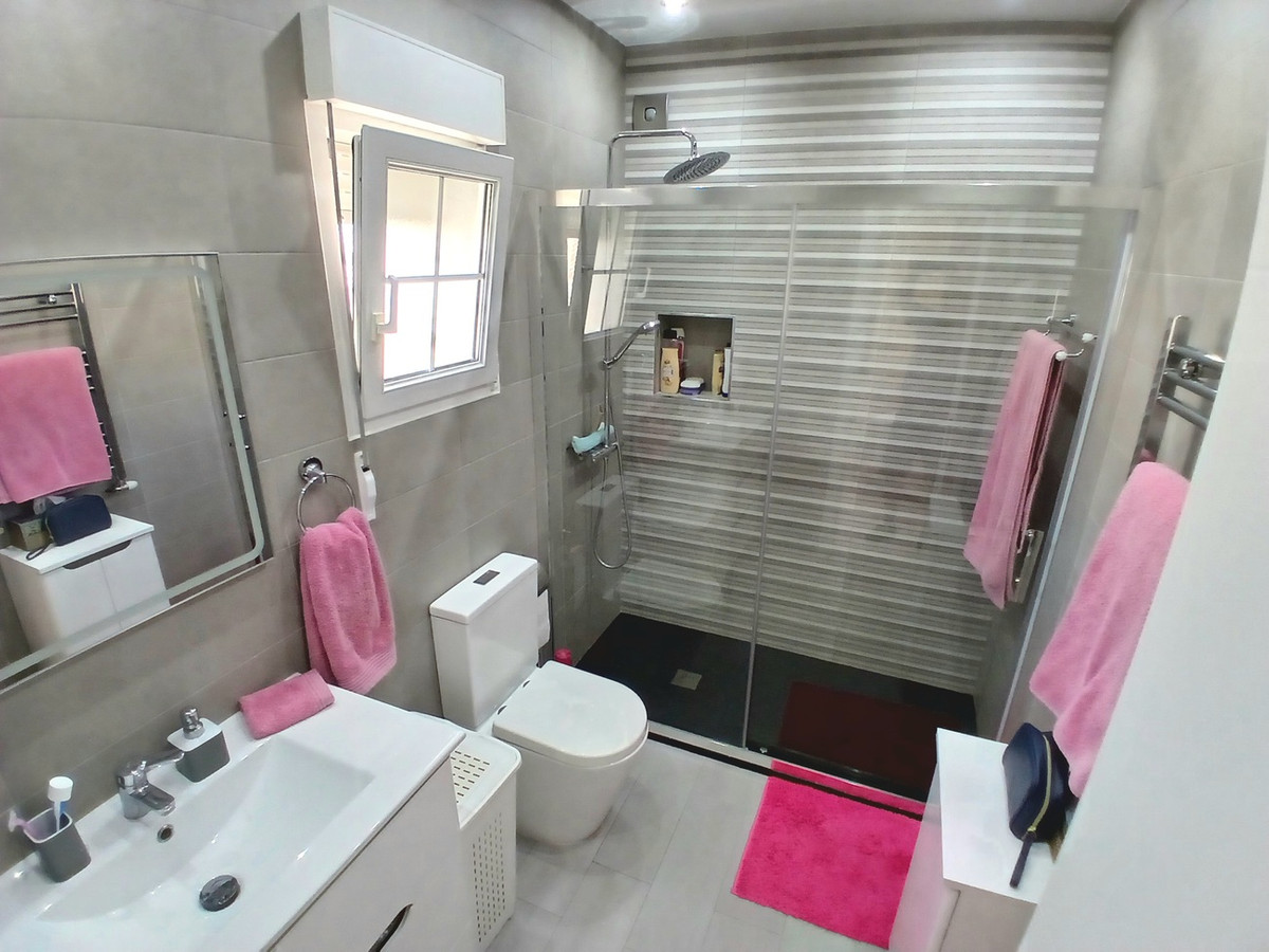 3 Bed Townhouse for sale in Villamartin Costa Blanca, Alicante, Spain