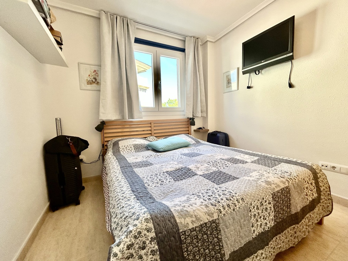 Se vende Apartamento Planta Media de 2 dormitorios en Costa Blanca, Alicante, España