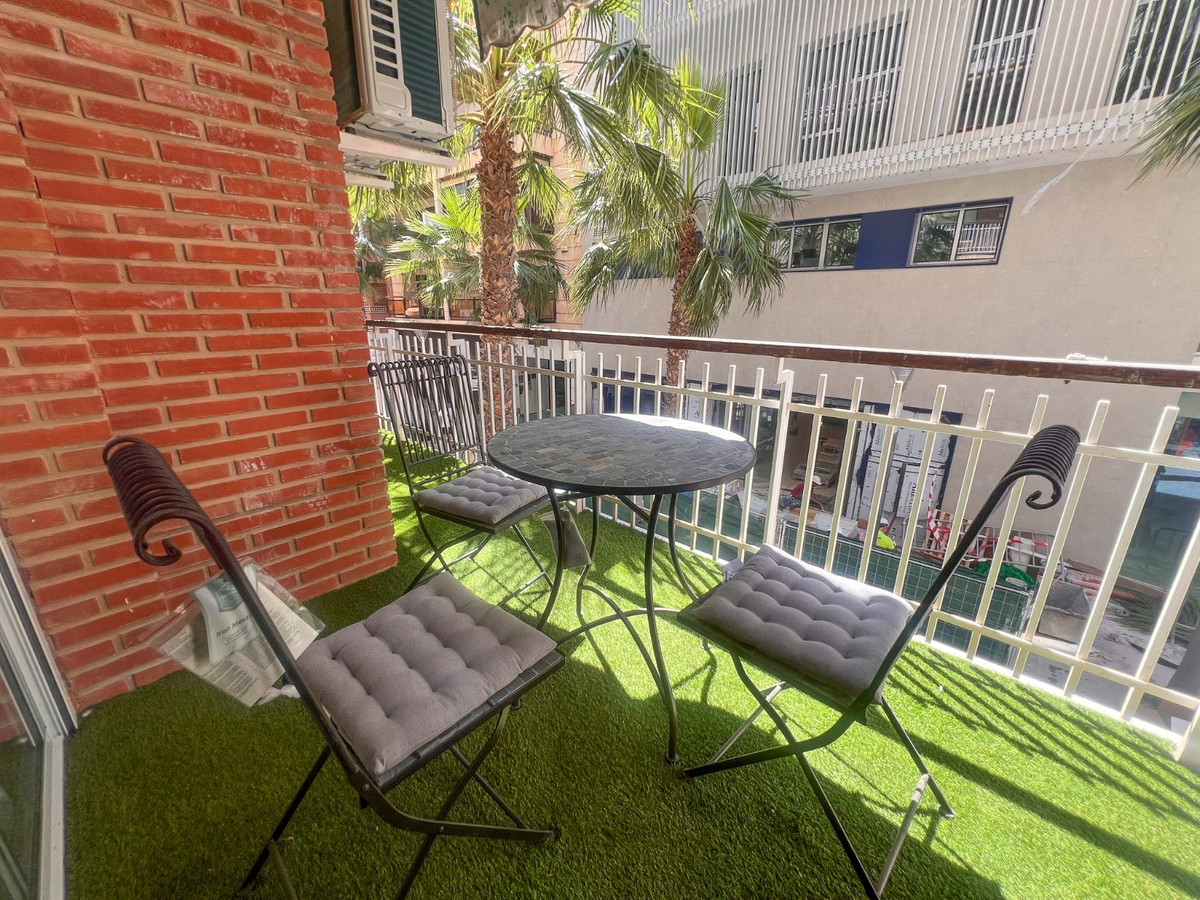 Se vende Apartamento Planta Media de 4 dormitorios en Costa Blanca, Alicante, España