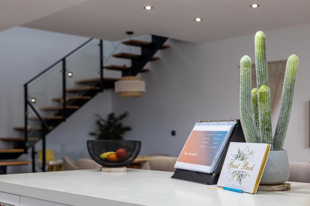 3 Bed Townhouse for sale in Dolores Costa Blanca, Alicante, Spain