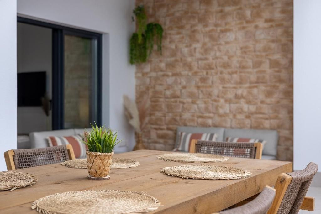 3 Bed Townhouse for sale in Dolores Costa Blanca, Alicante, Spain