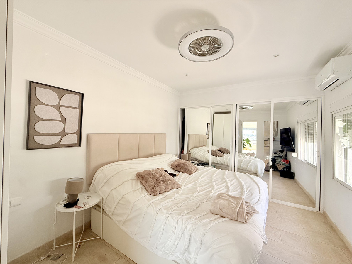 5 Bed Townhouse for sale in Nueva Andalucía Costa Del Sol, Málaga, Spain