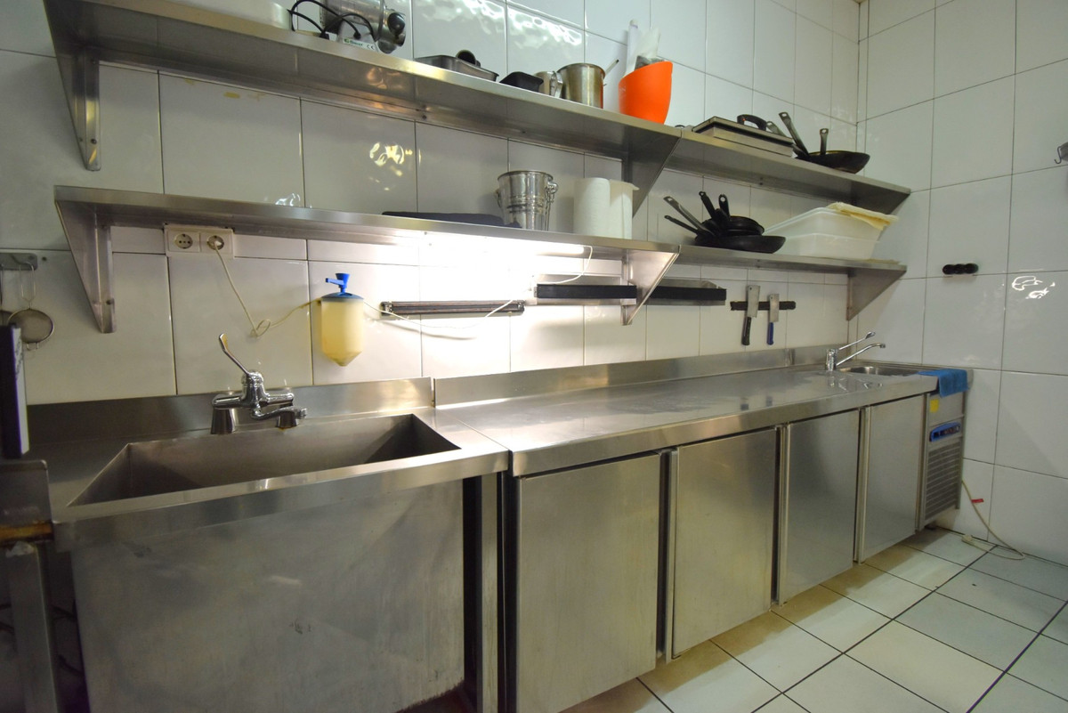 Se vende Local comercial  en Costa Blanca, Alicante, España